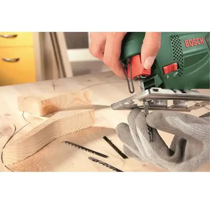 BOSCH PST 670, 500 W. ELECTRIC VERTICAL, PENDULUM SAW