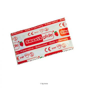 SmoothGLide Red Strawberry Flavored Lubricated Condoms 54mm Latex 50pcs - MAYONAL STORE