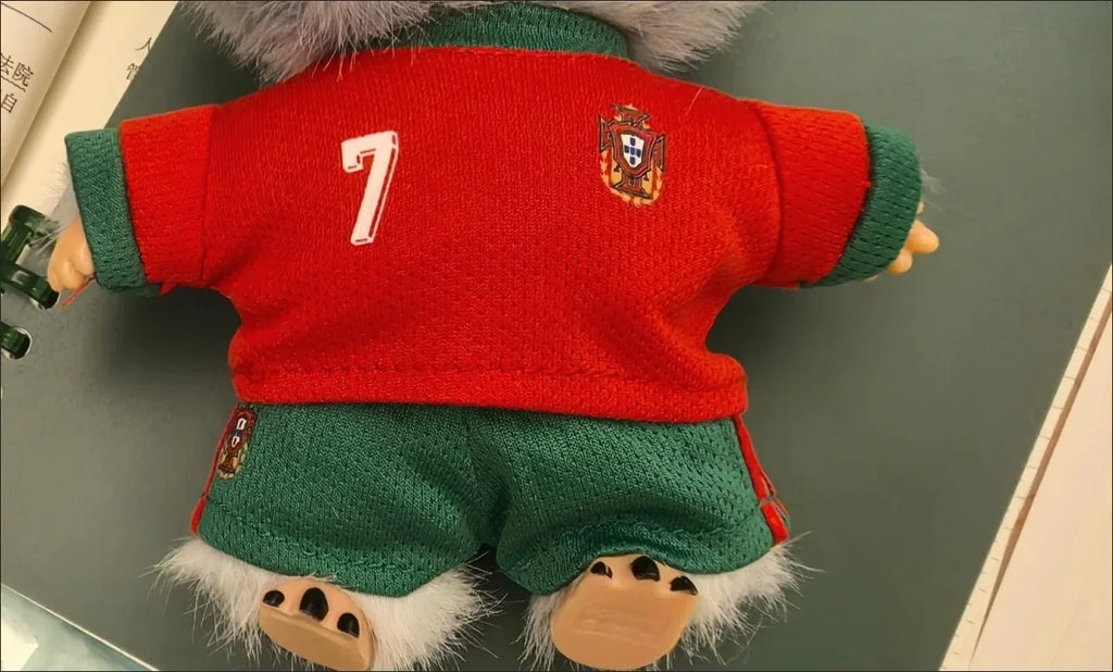 17cm Labubu Football Vinyl Pendant Doll Size 7 V1V2 V3 DIY Clothing Set Sportswear for Kids Creative Child Gift Toy