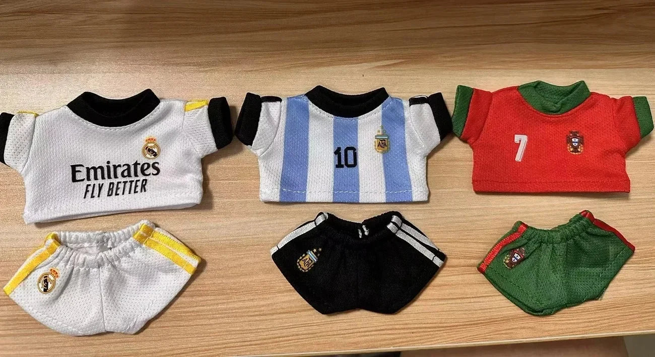 17cm Labubu Football Vinyl Pendant Doll Size 7 V1V2 V3 DIY Clothing Set Sportswear for Kids Creative Child Gift Toy